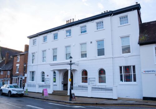 DOM00089-out front angle